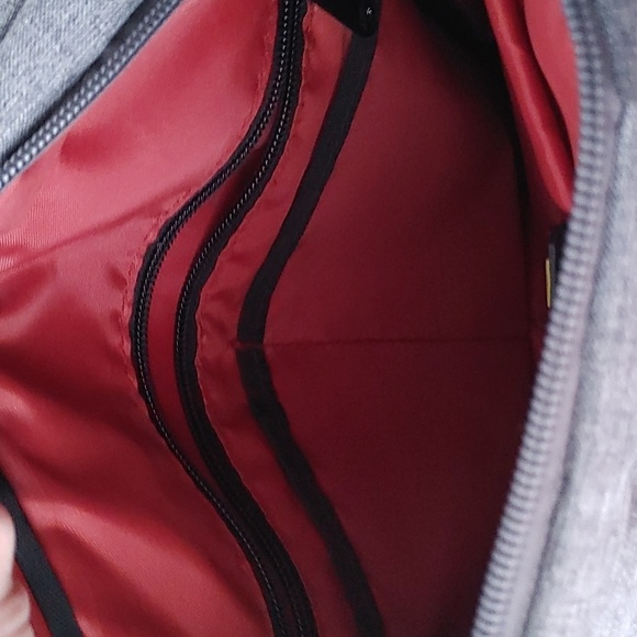 Unisex URBANI shoulder Nylon messenger tablet crossbody bag - Picture 9 of 10